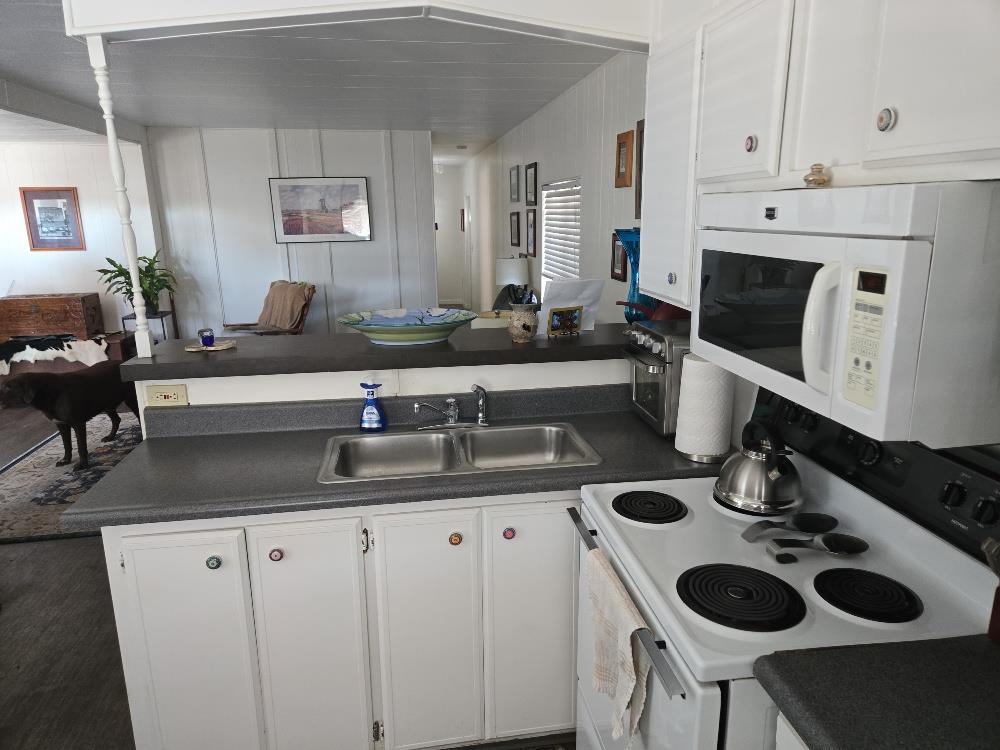 Detail Gallery Image 9 of 23 For 1400 N Tully Rd 32, Turlock,  CA 95380 - 2 Beds | 1 Baths