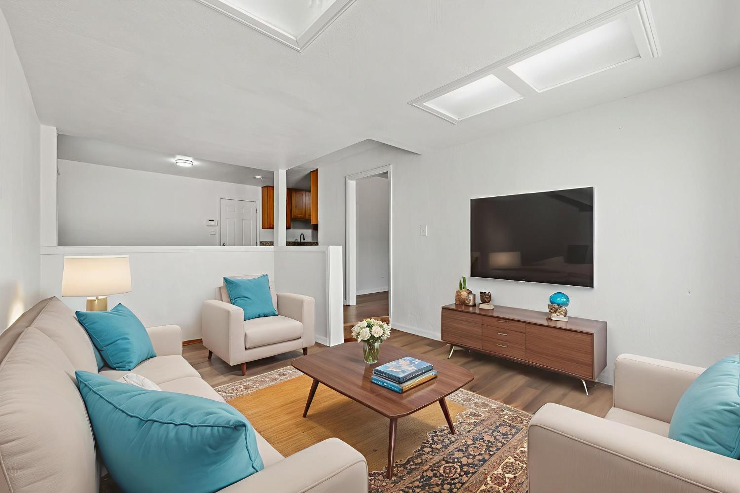 Detail Gallery Image 13 of 57 For 4441 Fenwick Way, North Highlands,  CA 95660 - 3 Beds | 2 Baths