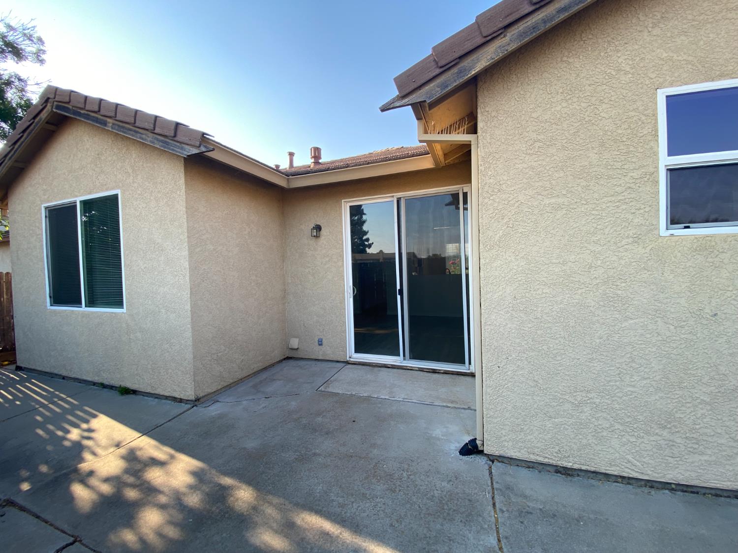 Detail Gallery Image 13 of 28 For 410 Sun Shower Cir, Sacramento,  CA 95823 - 2 Beds | 2 Baths
