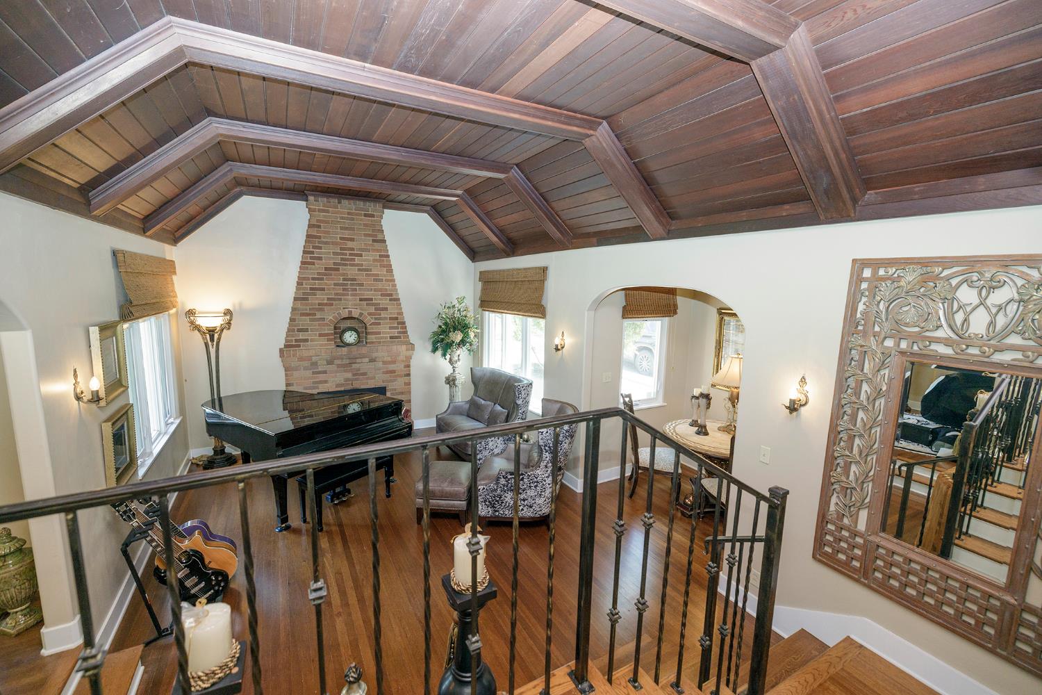 Detail Gallery Image 12 of 56 For 1009 Sycamore Ave, Modesto,  CA 95350 - 3 Beds | 2/1 Baths