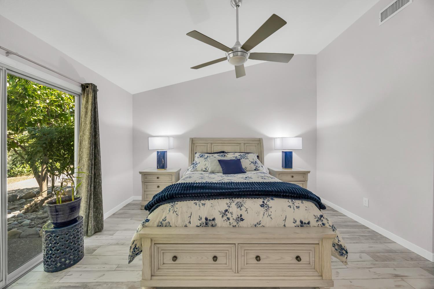 Detail Gallery Image 27 of 57 For 5112 Charter Ct, Rocklin,  CA 95765 - 4 Beds | 2 Baths