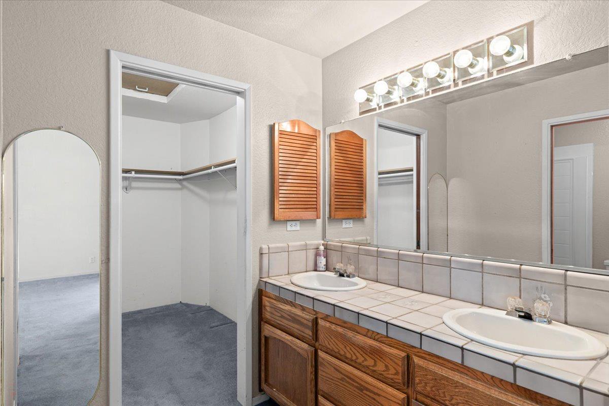 Detail Gallery Image 35 of 48 For 1817 Sauvignon Dr, Modesto,  CA 95351 - 3 Beds | 2 Baths