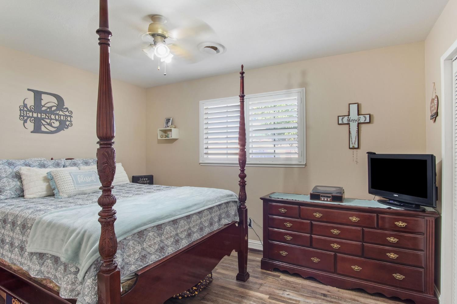 Detail Gallery Image 17 of 30 For 528 Church St, Modesto,  CA 95357 - 3 Beds | 2 Baths
