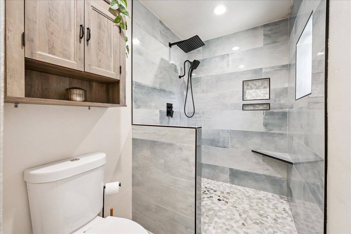 Detail Gallery Image 17 of 52 For 3428 Colvin Dr, Loomis,  CA 95650 - 4 Beds | 3 Baths