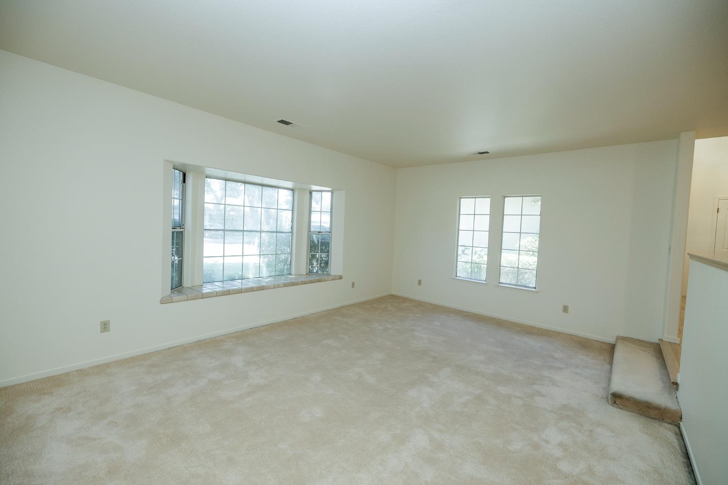 Detail Gallery Image 15 of 70 For 3709 Springcreek Dr, Modesto,  CA 95355 - 3 Beds | 2/1 Baths