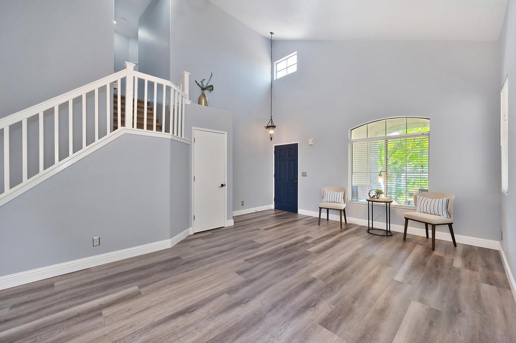 Detail Gallery Image 8 of 51 For 9567 Diamond Point Ln, Elk Grove,  CA 95758 - 4 Beds | 2/1 Baths