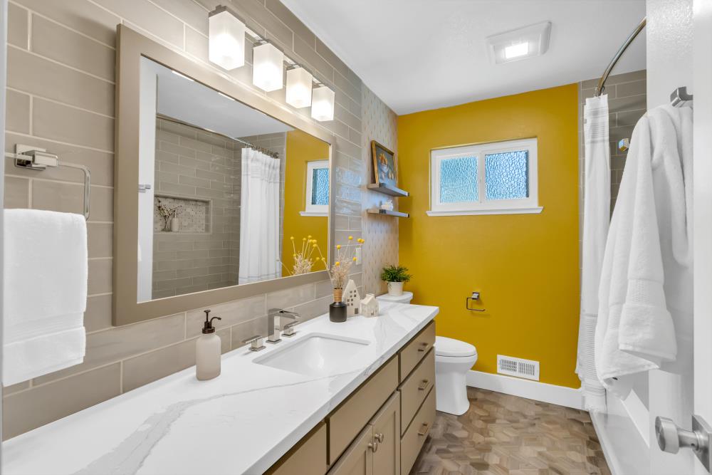 Detail Gallery Image 38 of 63 For 3825 Maudray Way, Carmichael,  CA 95608 - 3 Beds | 2/1 Baths