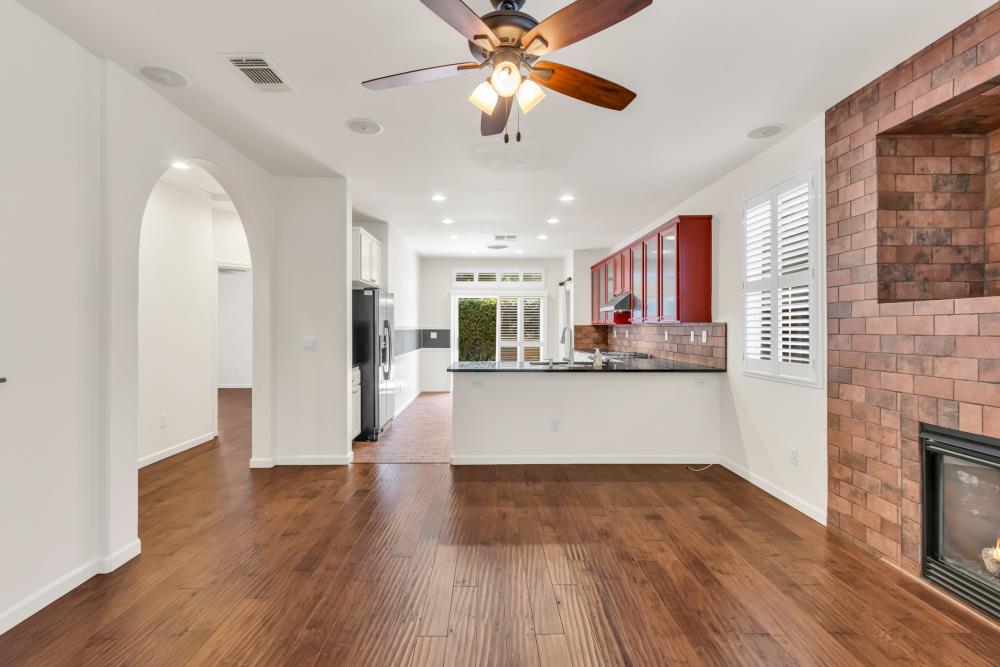 Detail Gallery Image 5 of 62 For 107 Dragonfly Cir, Sacramento,  CA 95834 - 3 Beds | 2 Baths