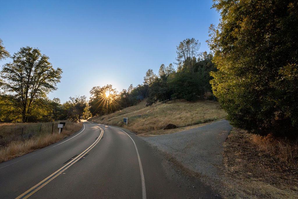 Detail Gallery Image 7 of 7 For 16297 Dog Bar Rd, Grass Valley,  CA 95949 - – Beds | – Baths