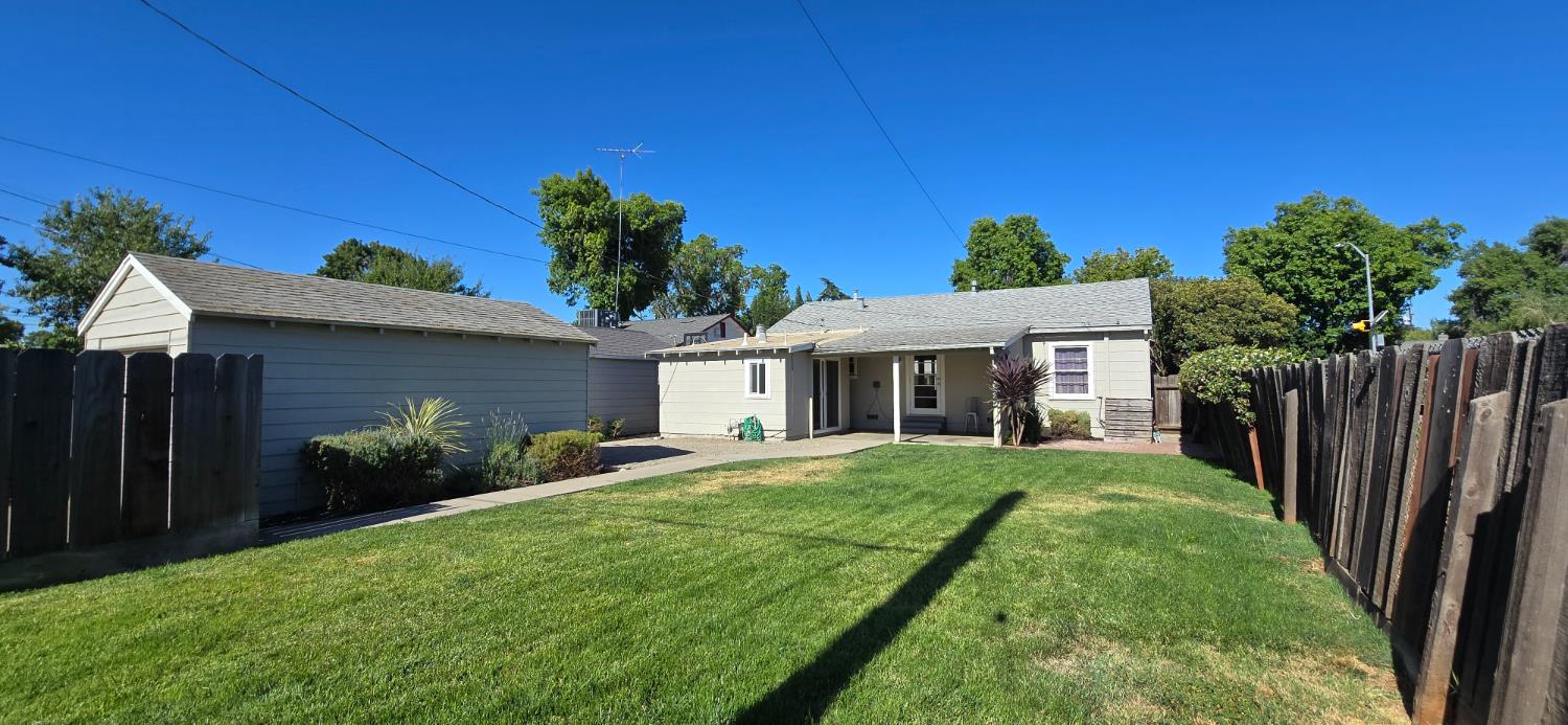 Detail Gallery Image 30 of 36 For 310 Rosina Ave, Modesto,  CA 95354 - 3 Beds | 1/1 Baths