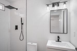 Detail Gallery Image 8 of 13 For 1351 Barrington Ave, Newman,  CA 95360 - 3 Beds | 2 Baths