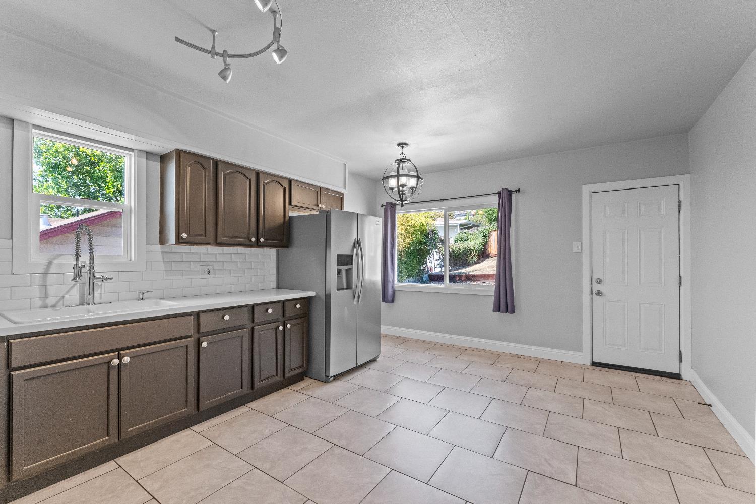 Detail Gallery Image 13 of 23 For 14732 Darius Way, San Leandro,  CA 94587 - 2 Beds | 1 Baths