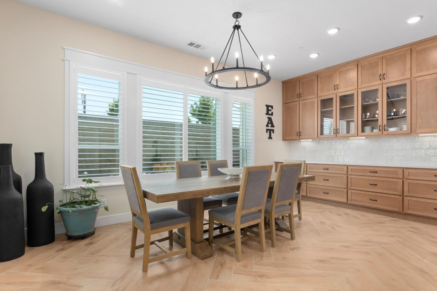 Detail Gallery Image 21 of 60 For 2101 via Prego, Oakdale,  CA 95361 - 3 Beds | 3/1 Baths