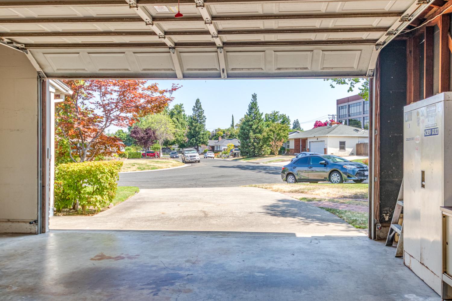 Detail Gallery Image 36 of 36 For 3232 Strevel Way, Sacramento,  CA 95825 - 3 Beds | 1/1 Baths