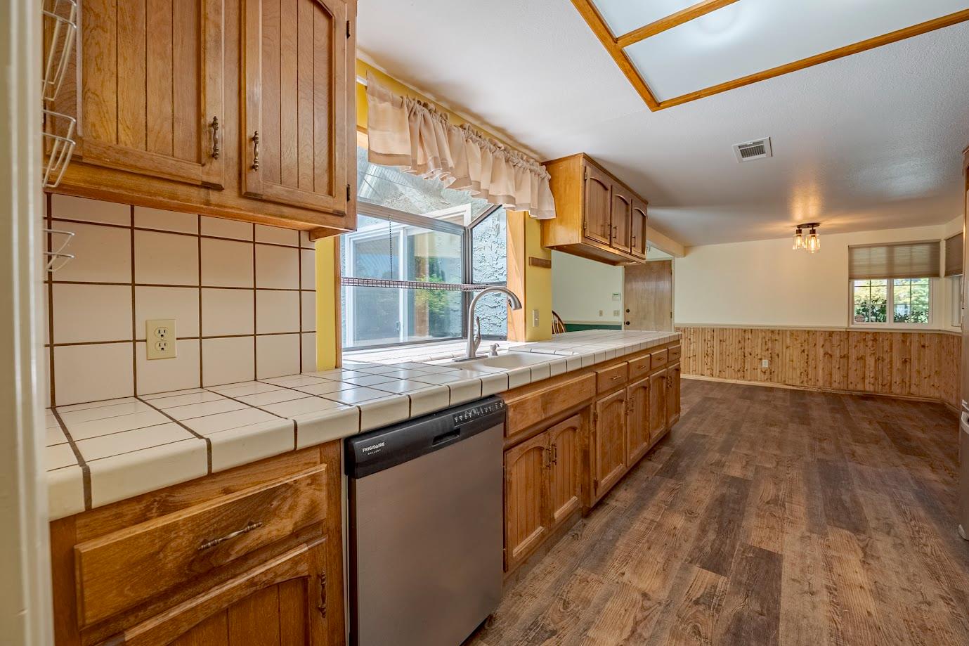 Detail Gallery Image 19 of 49 For 3664 Loyola Ct, Merced,  CA 95348 - 4 Beds | 2/1 Baths