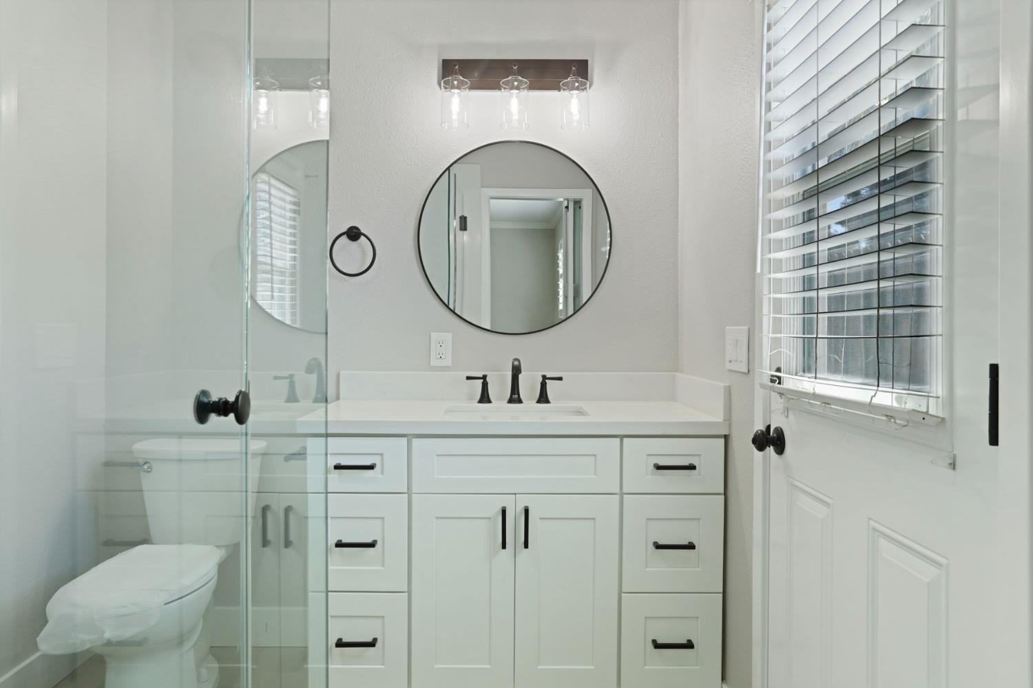 Detail Gallery Image 37 of 51 For 1056 Maria Dr, Oakdale,  CA 95361 - 3 Beds | 2 Baths