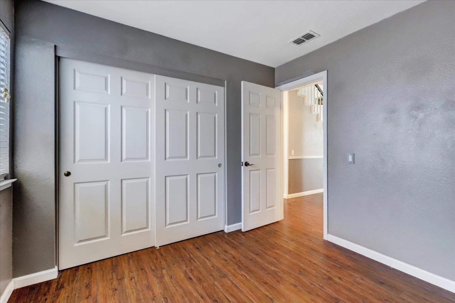 Detail Gallery Image 33 of 85 For 5809 Laguna Quail Way, Elk Grove,  CA 95758 - 4 Beds | 3 Baths