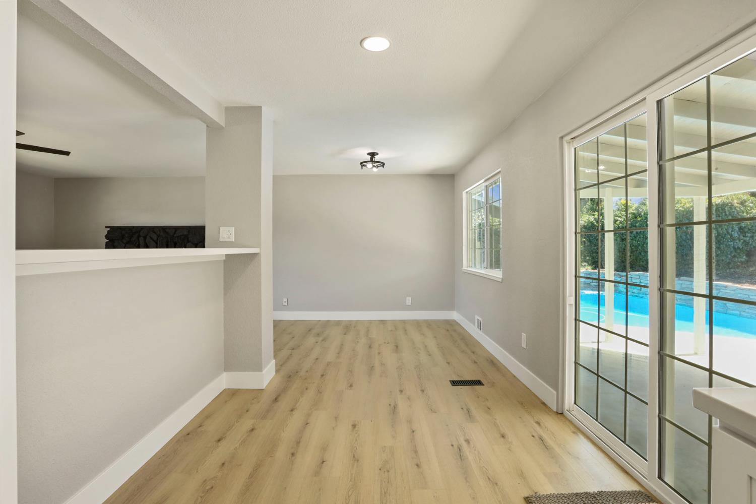 Detail Gallery Image 18 of 51 For 1056 Maria Dr, Oakdale,  CA 95361 - 3 Beds | 2 Baths