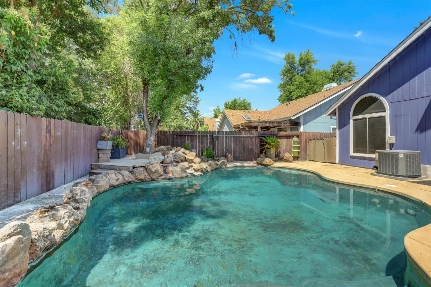 Detail Gallery Image 71 of 85 For 5809 Laguna Quail Way, Elk Grove,  CA 95758 - 4 Beds | 3 Baths