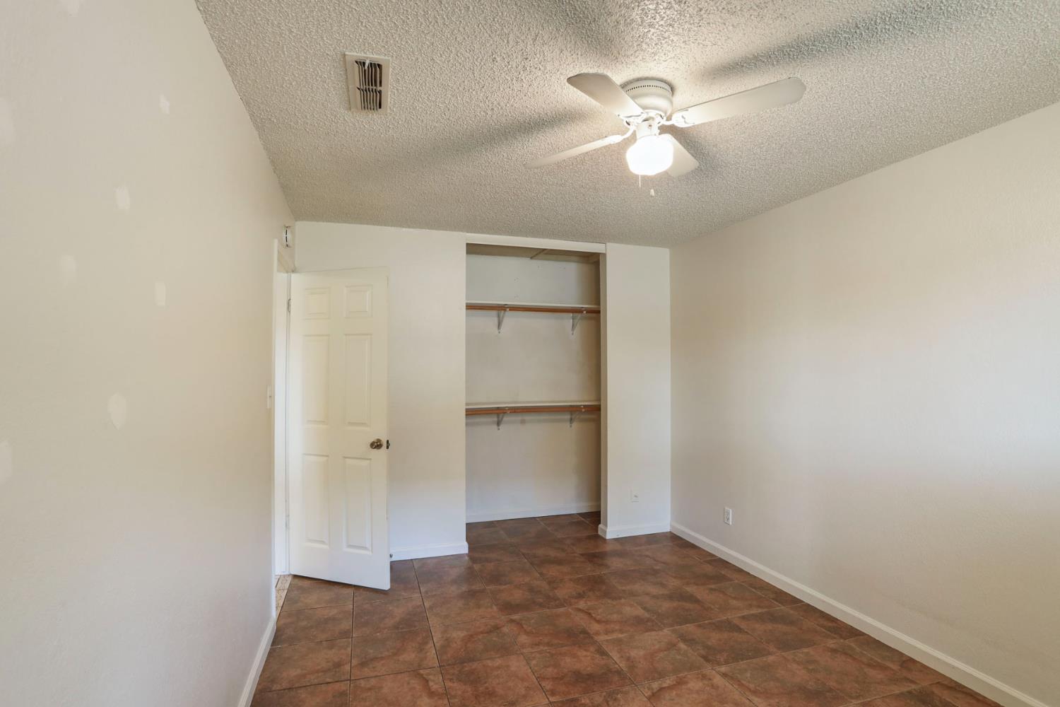 Detail Gallery Image 25 of 31 For 201 Woodrow Ave #20,  Modesto,  CA 95350 - 2 Beds | 1 Baths