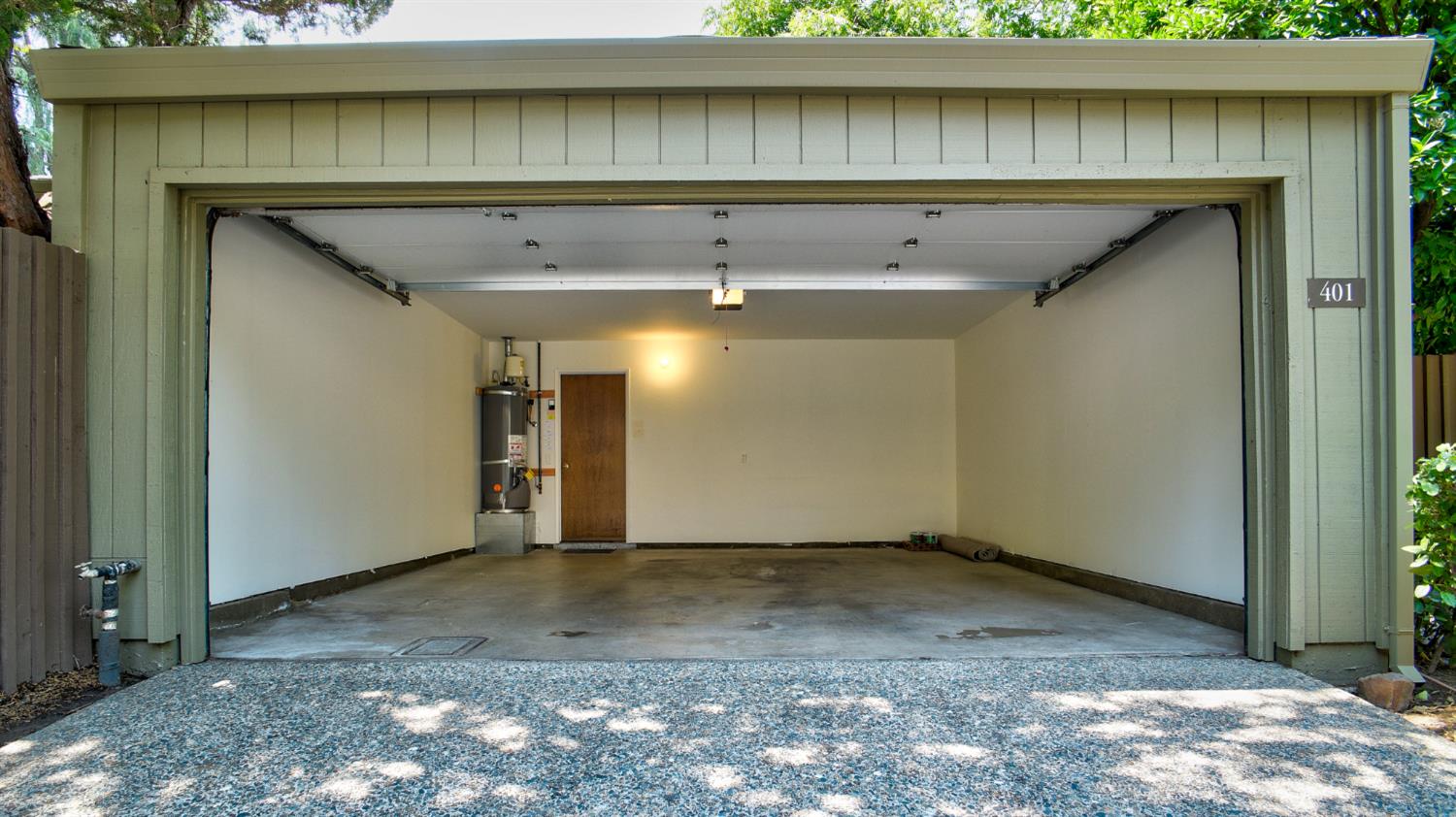 Detail Gallery Image 28 of 40 For 401 Dunbarton Cir, Sacramento,  CA 95825 - 3 Beds | 2 Baths