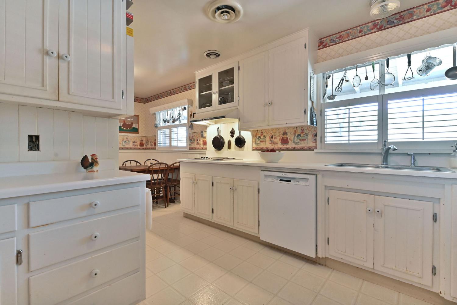 Detail Gallery Image 25 of 60 For 1220 Fordham Ave, Modesto,  CA 95350 - 4 Beds | 3 Baths