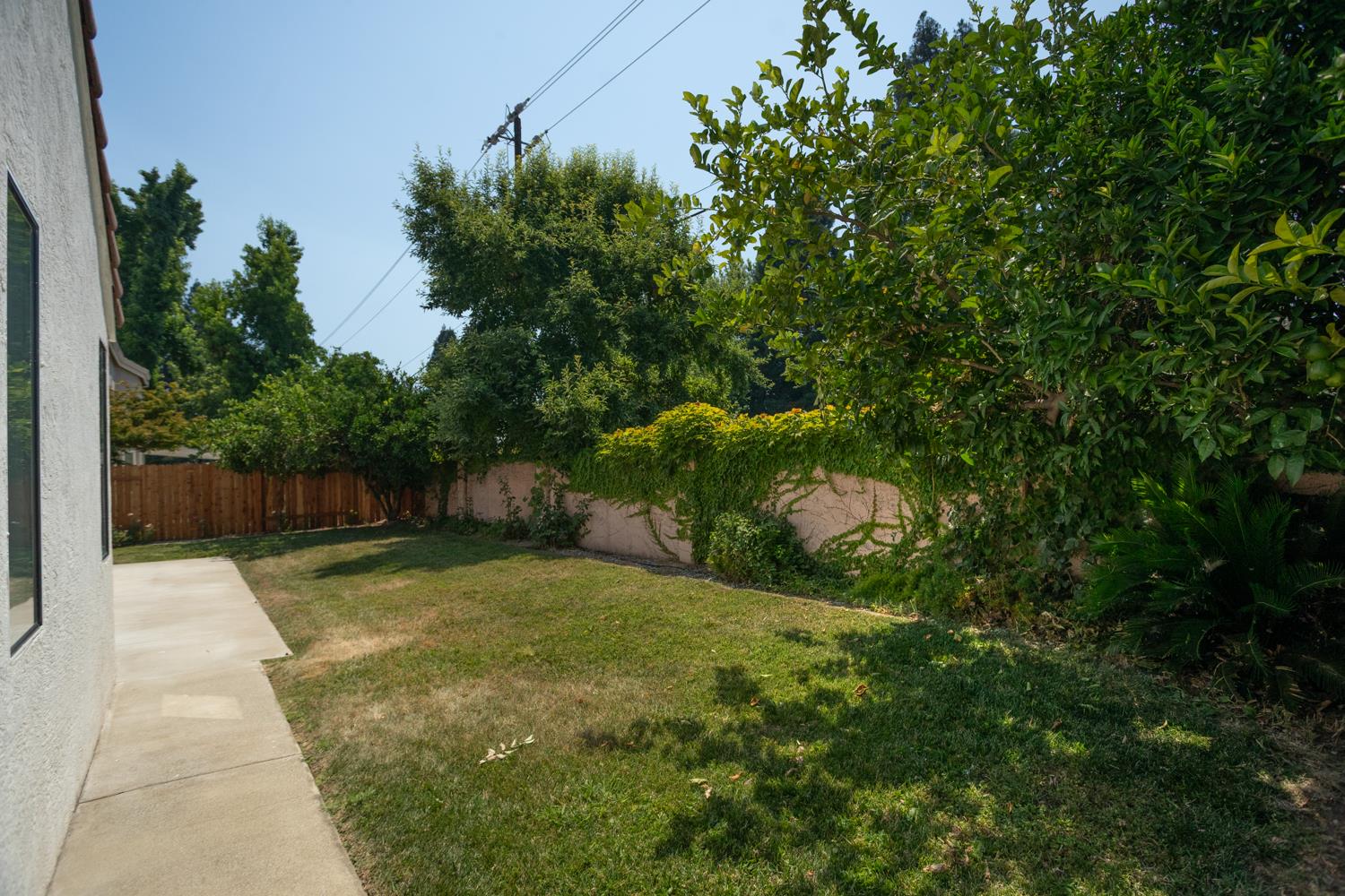 Detail Gallery Image 34 of 35 For 1738 Meadowlark Way, Yuba City,  CA 95993 - 4 Beds | 2 Baths