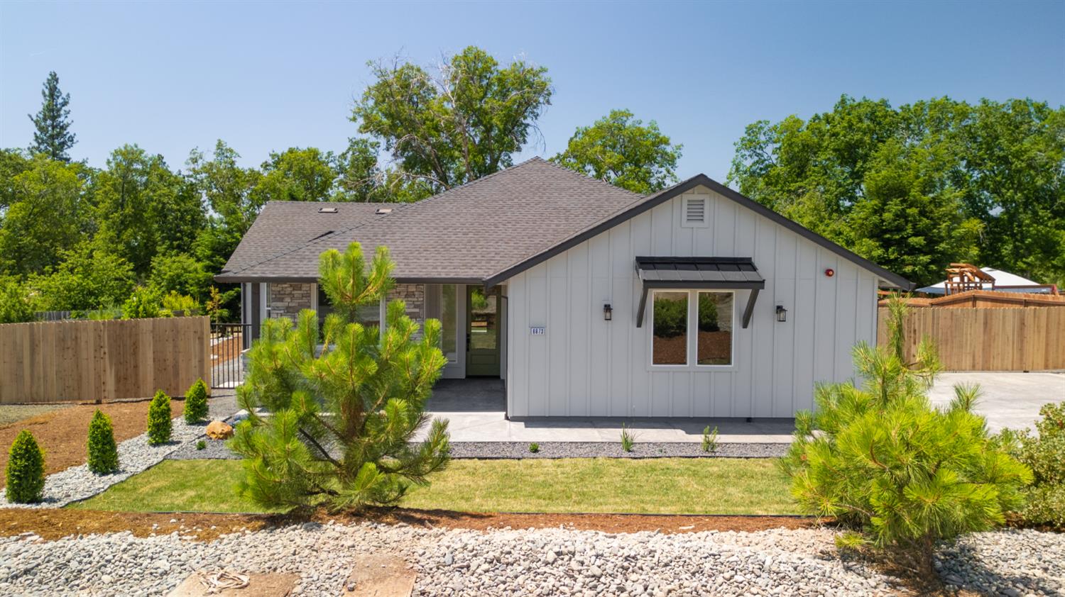 Detail Gallery Image 9 of 94 For 6673 Shay Ln, Paradise,  CA 95969 - 3 Beds | 2 Baths
