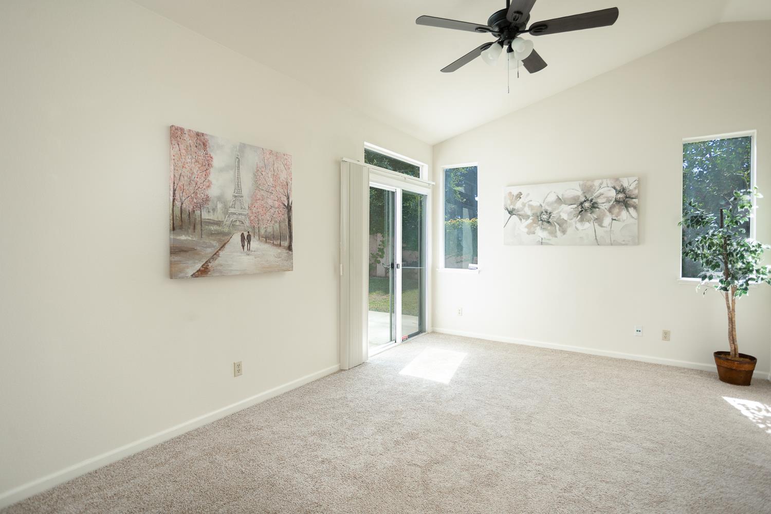 Detail Gallery Image 27 of 35 For 1738 Meadowlark Way, Yuba City,  CA 95993 - 4 Beds | 2 Baths
