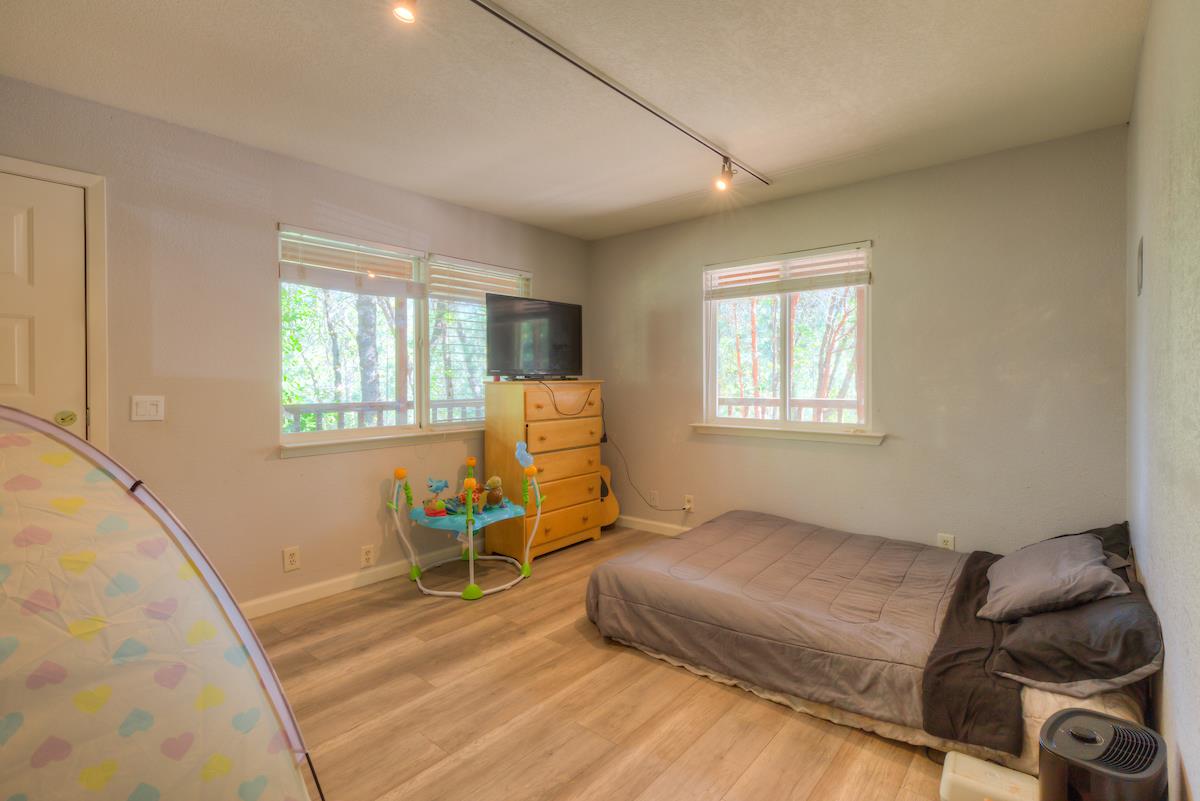 Detail Gallery Image 10 of 68 For 12896 Rices Crossing Rd, Oregon House,  CA 95962 - 5 Beds | 4 Baths