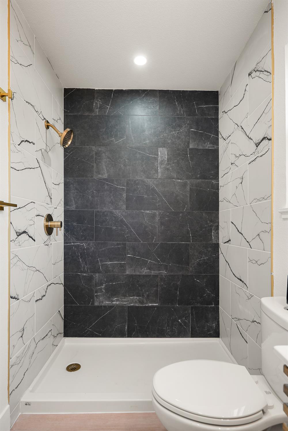 Detail Gallery Image 20 of 48 For 9311 Sundance Ln, Stockton,  CA 95210 - 4 Beds | 2 Baths