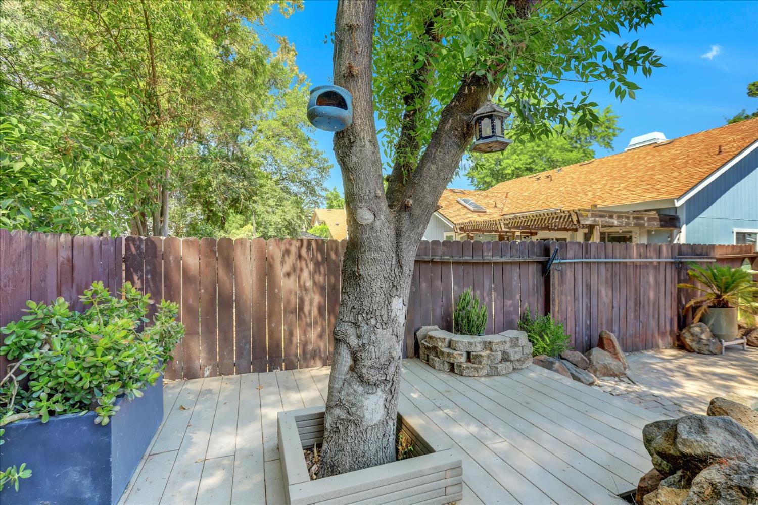 Detail Gallery Image 69 of 85 For 5809 Laguna Quail Way, Elk Grove,  CA 95758 - 4 Beds | 3 Baths