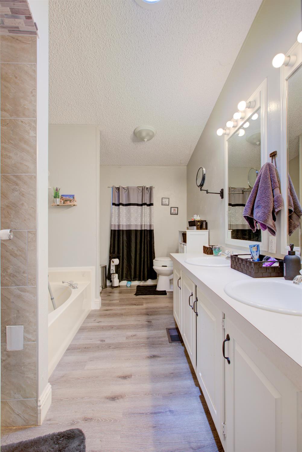 Detail Gallery Image 9 of 37 For 6450 N Winton Way 9, Winton,  CA 95388 - 3 Beds | 2 Baths