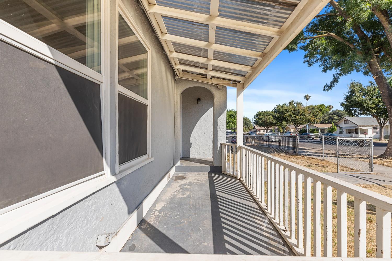 Detail Gallery Image 6 of 27 For 909 3rd St, Modesto,  CA 95351 - 2 Beds | 1 Baths