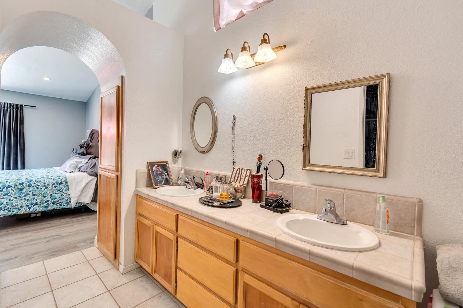 Detail Gallery Image 11 of 16 For 2062 Hastings Dr, Los Banos,  CA 93635 - 3 Beds | 2 Baths