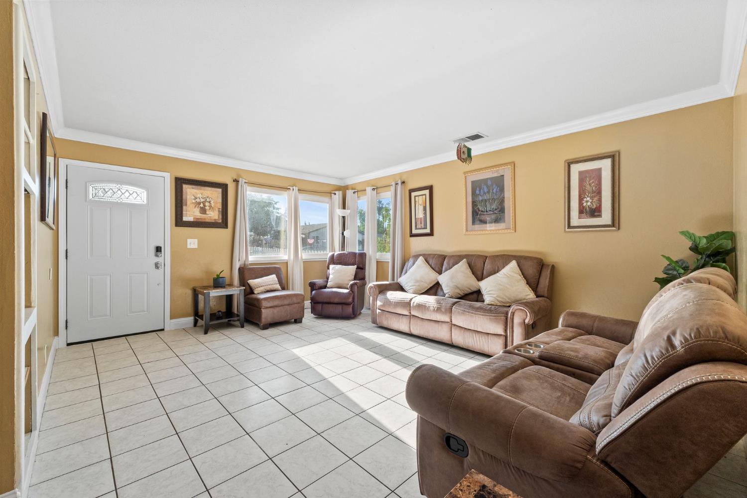 Detail Gallery Image 22 of 43 For 7346 Holbrook Way, North Highlands,  CA 95660 - 3 Beds | 1 Baths
