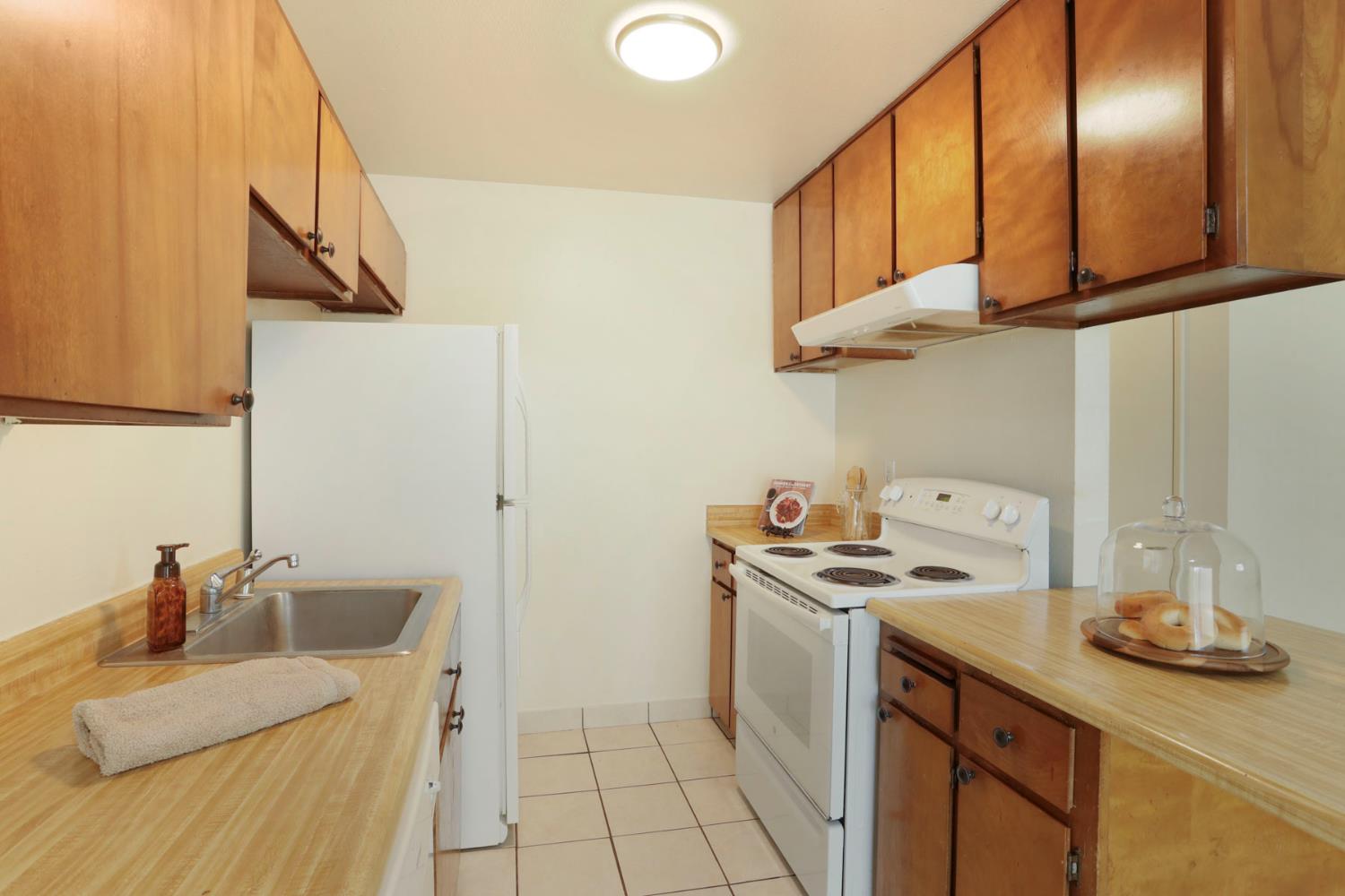 Detail Gallery Image 12 of 31 For 201 Woodrow Ave #20,  Modesto,  CA 95350 - 2 Beds | 1 Baths