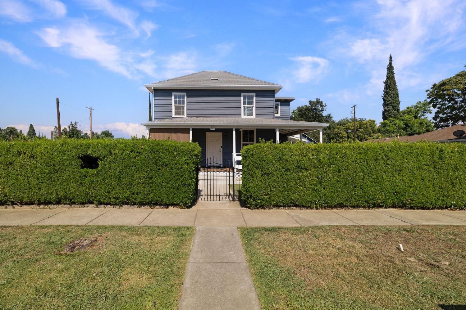 Detail Gallery Image 4 of 89 For 870 Vermont St, Gridley,  CA 95948 - 5 Beds | 3/1 Baths