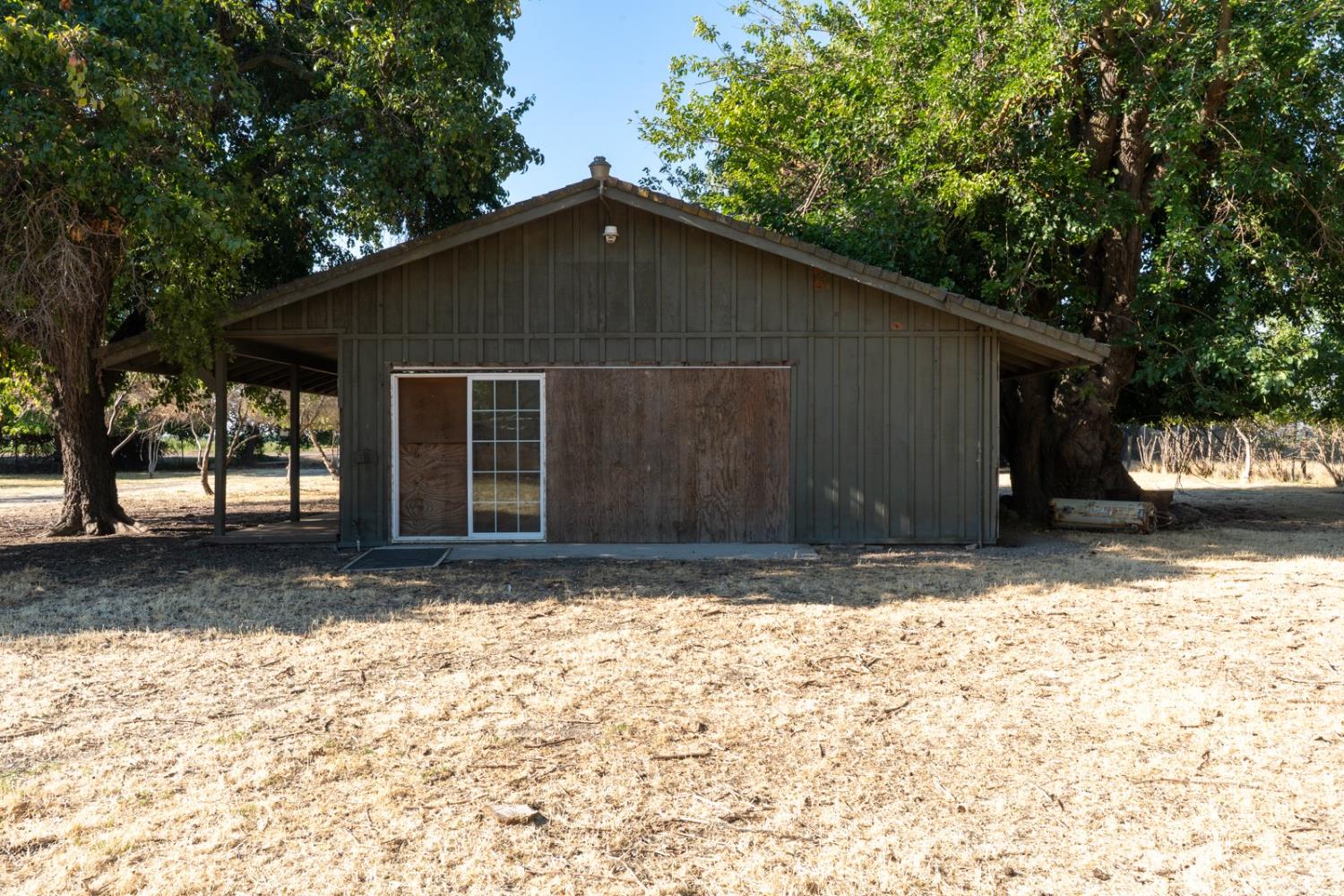 Detail Gallery Image 11 of 65 For 45660 Shain Ave, Dos Palos,  CA 93620 - 2 Beds | 2 Baths