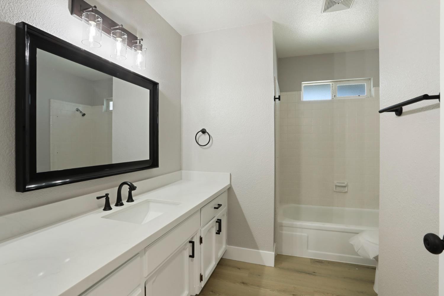 Detail Gallery Image 27 of 51 For 1056 Maria Dr, Oakdale,  CA 95361 - 3 Beds | 2 Baths