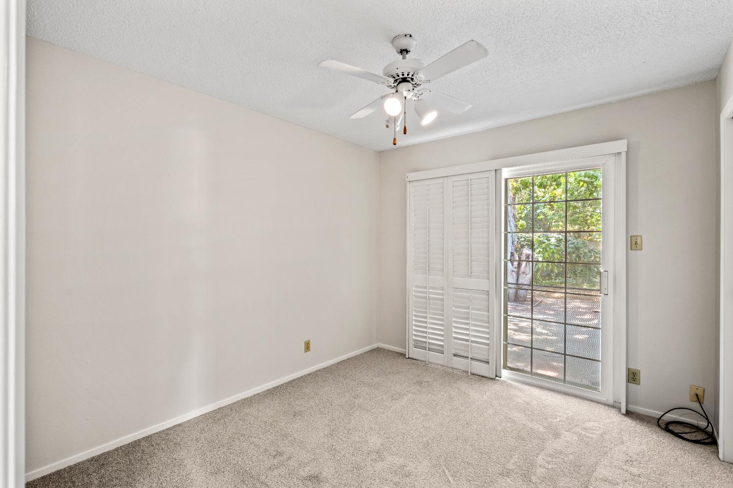Detail Gallery Image 18 of 27 For 10137 La Gloria Way, Rancho Cordova,  CA 95670 - 3 Beds | 2 Baths