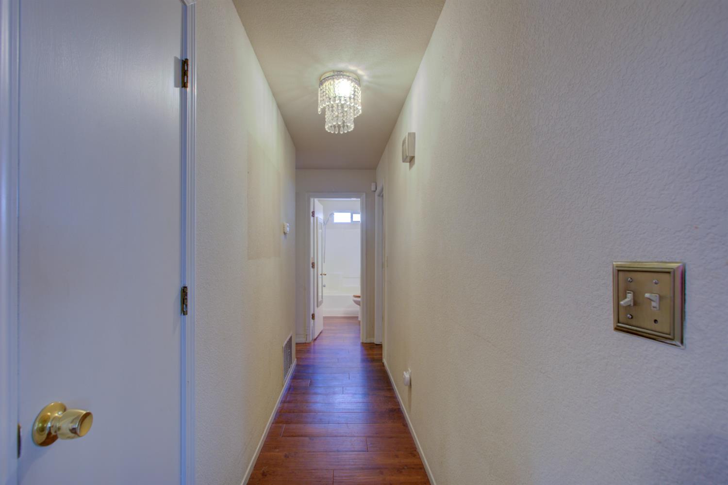 Detail Gallery Image 16 of 43 For 140 Watertown Dr, Merced,  CA 95341 - 3 Beds | 2 Baths