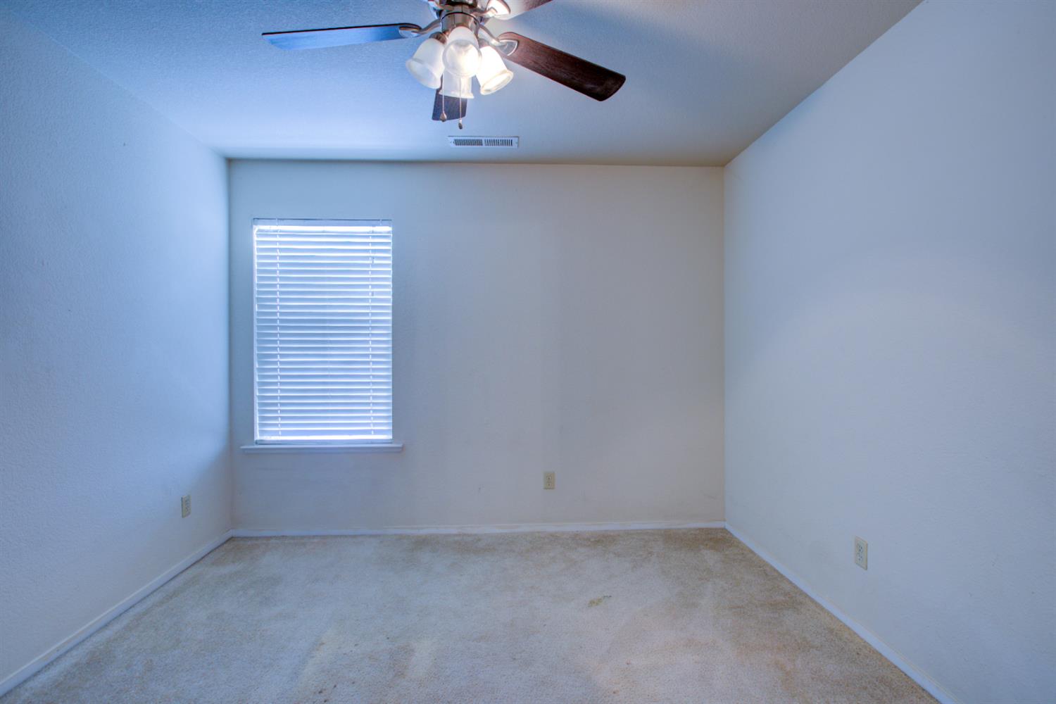 Detail Gallery Image 26 of 43 For 140 Watertown Dr, Merced,  CA 95341 - 3 Beds | 2 Baths