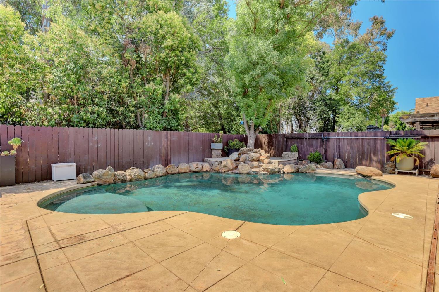 Detail Gallery Image 56 of 85 For 5809 Laguna Quail Way, Elk Grove,  CA 95758 - 4 Beds | 3 Baths