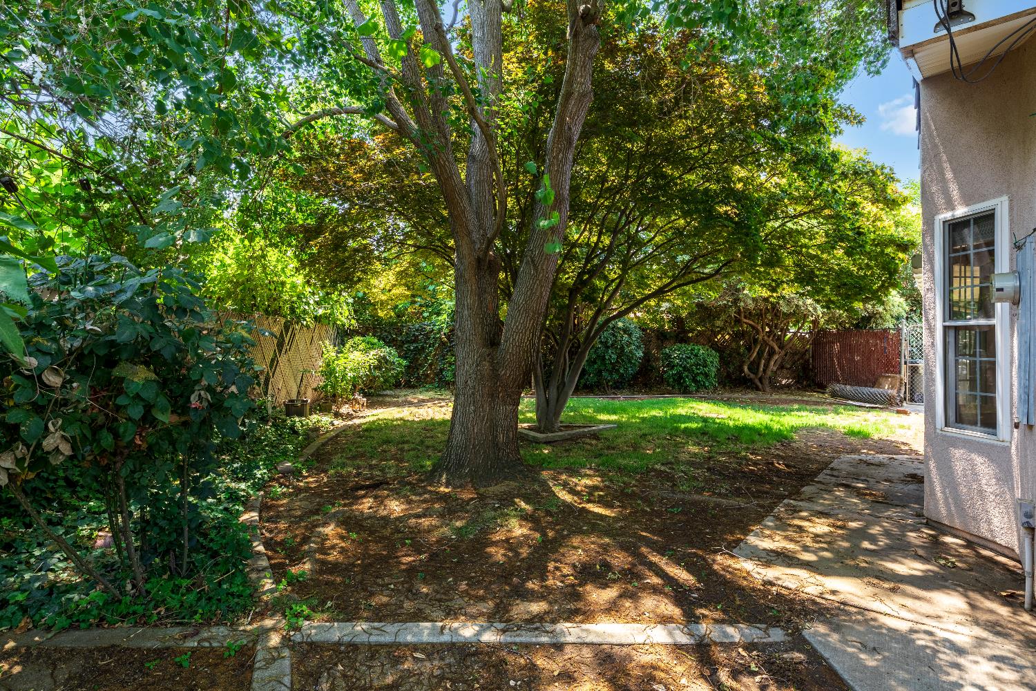 Detail Gallery Image 27 of 27 For 10137 La Gloria Way, Rancho Cordova,  CA 95670 - 3 Beds | 2 Baths