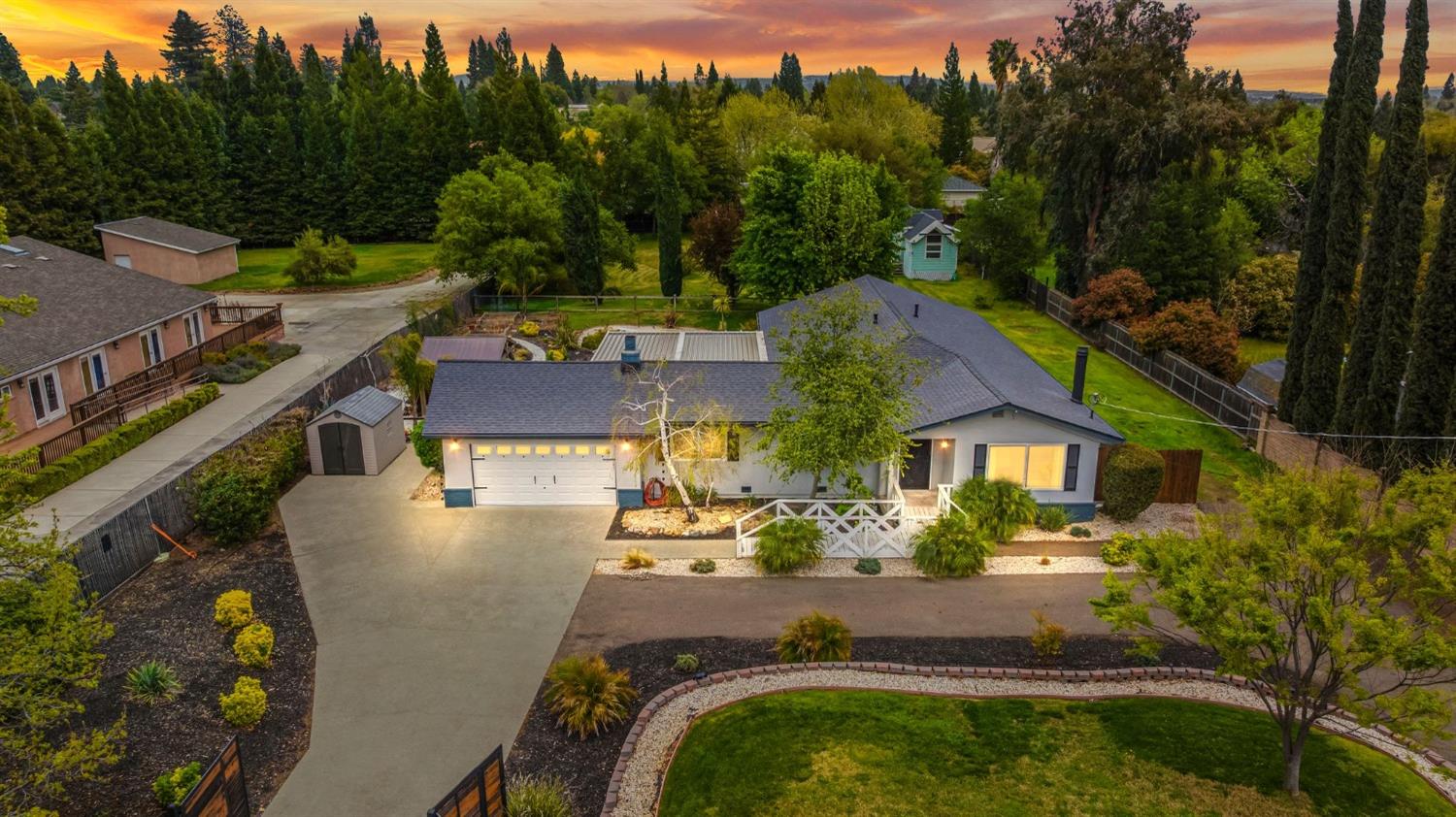 Detail Gallery Image 1 of 45 For 6516 Main Ave, Orangevale,  CA 95662 - 4 Beds | 2 Baths