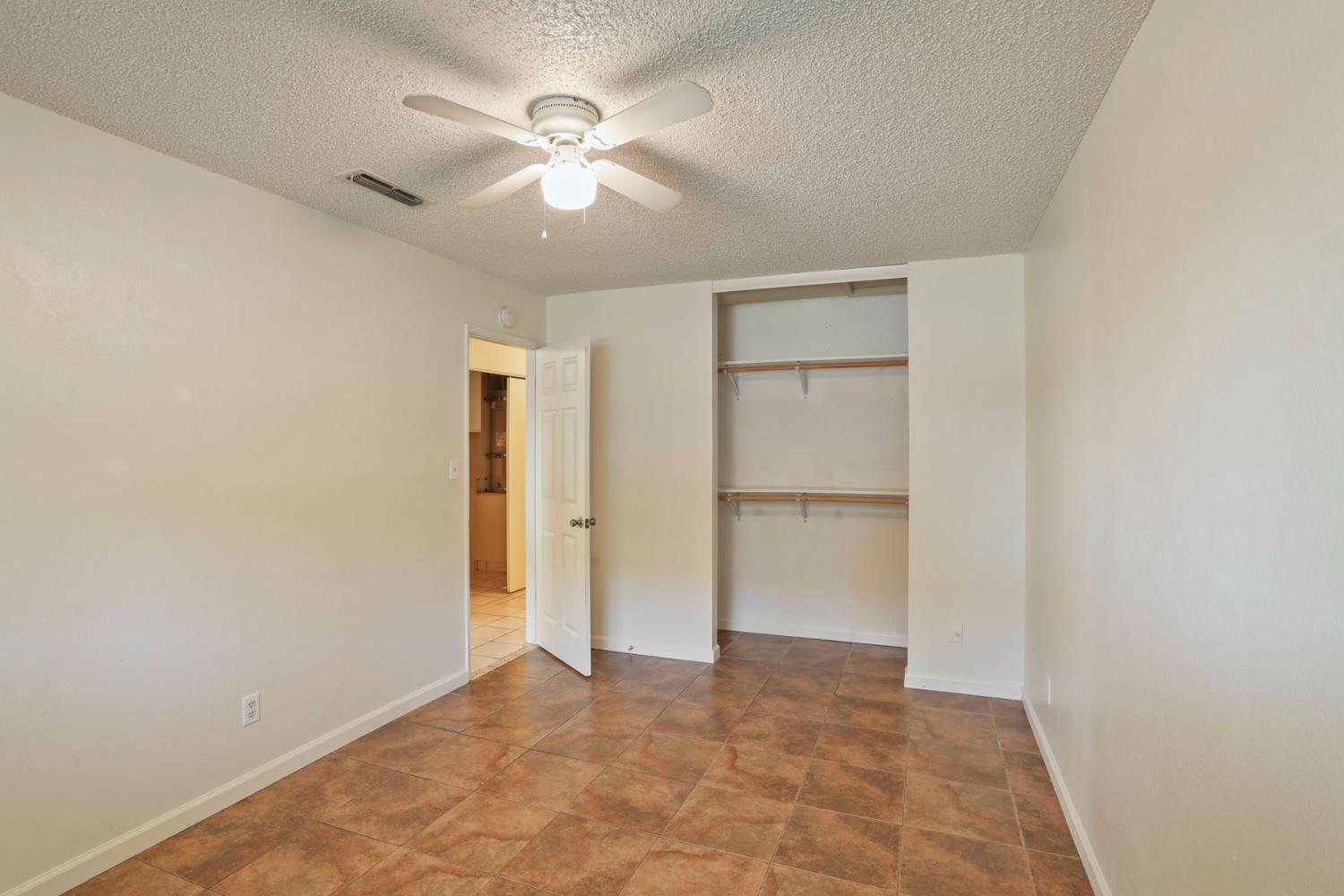 Detail Gallery Image 24 of 31 For 201 Woodrow Ave #20,  Modesto,  CA 95350 - 2 Beds | 1 Baths