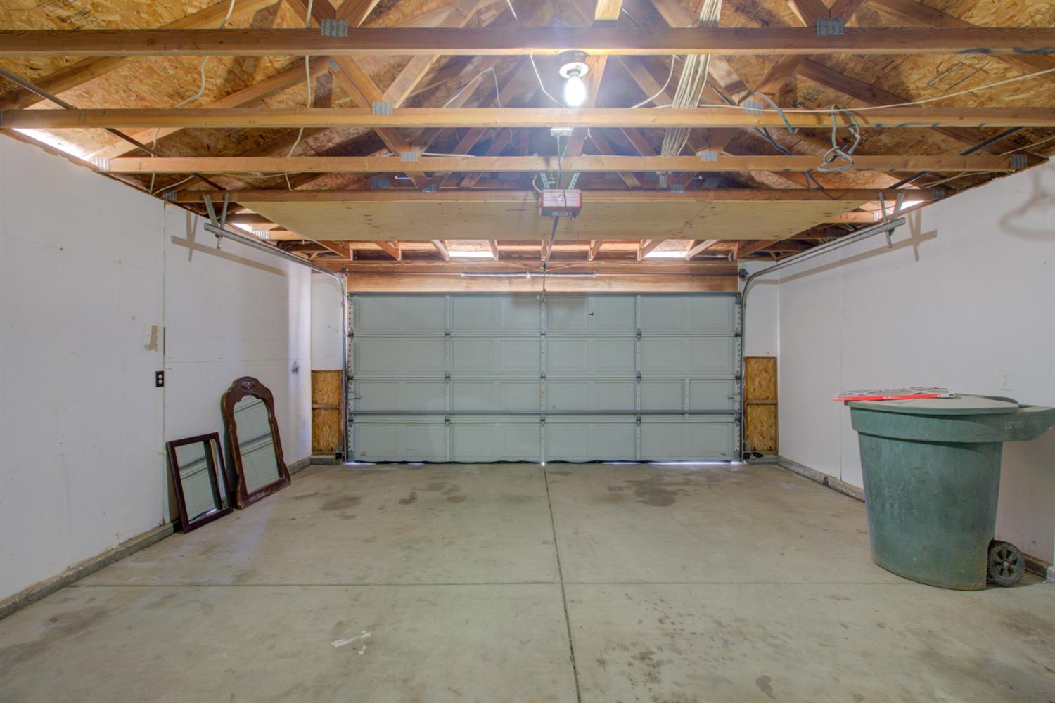 Detail Gallery Image 32 of 43 For 140 Watertown Dr, Merced,  CA 95341 - 3 Beds | 2 Baths