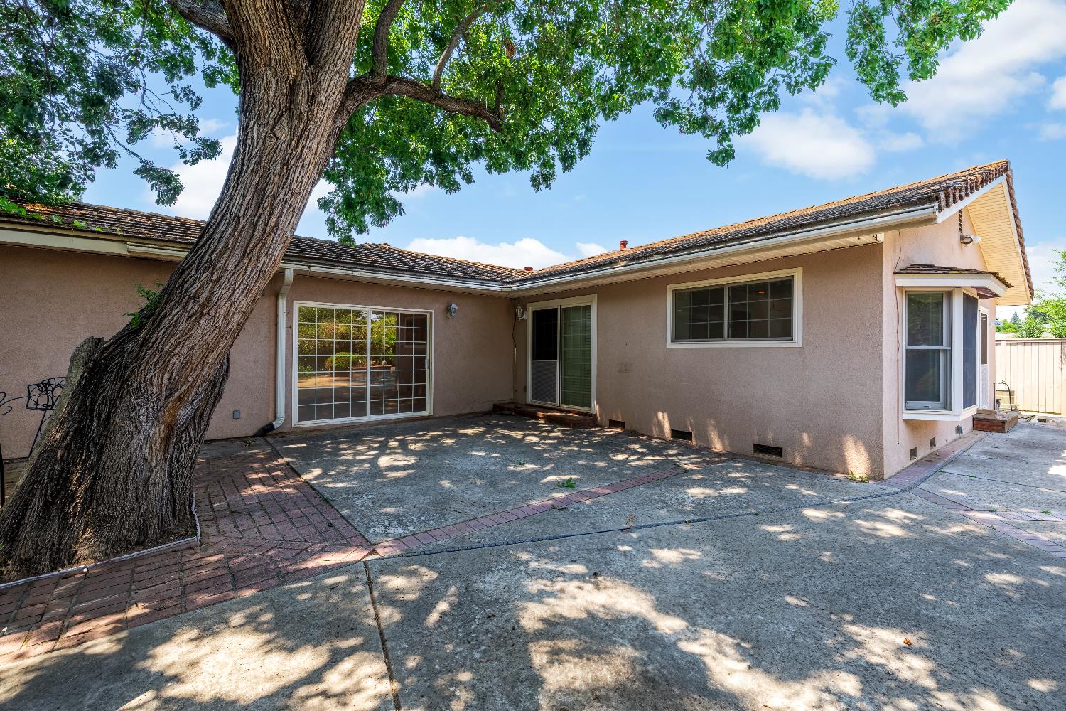 Detail Gallery Image 26 of 27 For 10137 La Gloria Way, Rancho Cordova,  CA 95670 - 3 Beds | 2 Baths