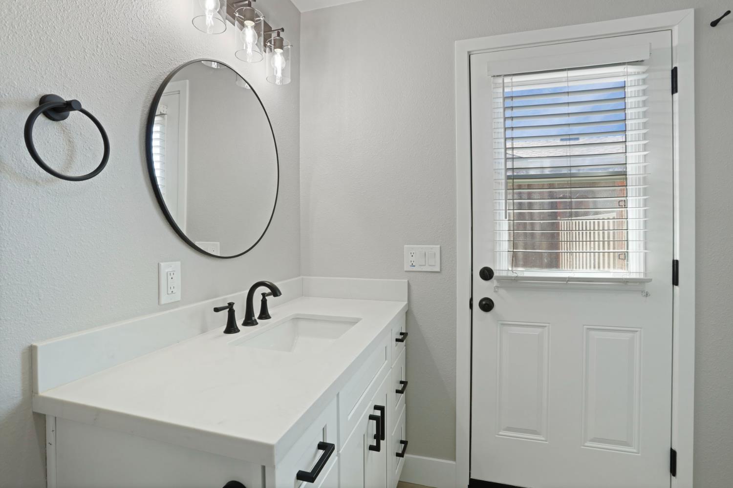 Detail Gallery Image 39 of 51 For 1056 Maria Dr, Oakdale,  CA 95361 - 3 Beds | 2 Baths